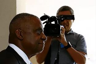 罗马诺：前曼联中卫图安泽贝将为民主刚果效力